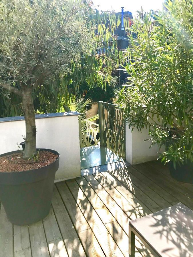 Aux Terrasses Bed & Breakfast Bordeaux Eksteriør bilde